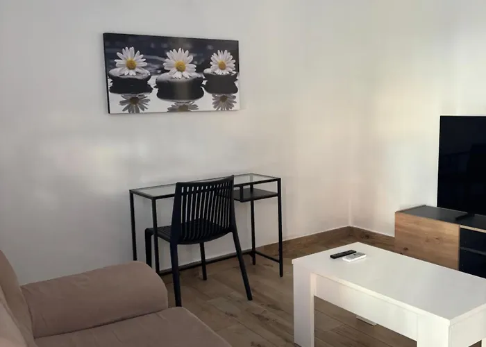 Apartamento 5 A 10 Min De La Estacion De Bus Y Tren Maria Zambrano